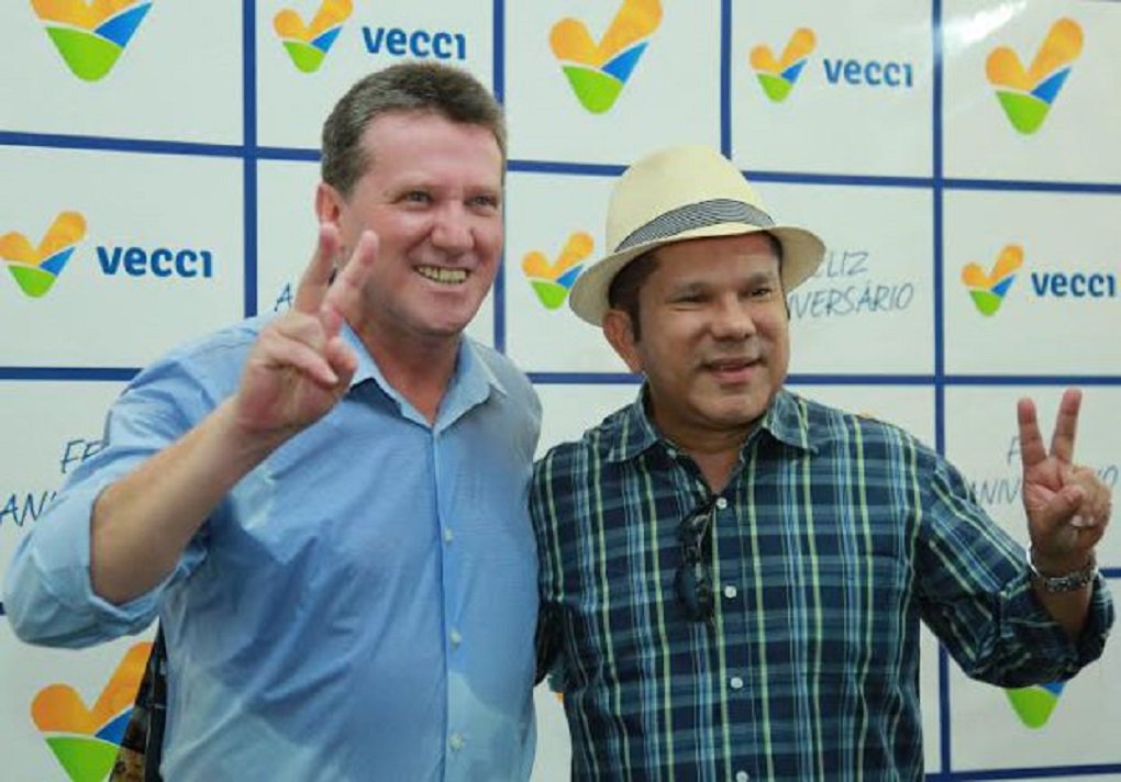PP é um dos principais aliados do PSDB nos últimos 18 anos; na disputa pela Prefeitura de Goiânia, na eleição de 2 de outubro deste ano, vão seguir juntos mais uma vez Com a aliança, o PP deve indicar a vice e o posto tem tudo para ser ocupado por Sandes Júnior; coligação será apenas para a disputa majoritária (Foto: José Barbacena) PP é um dos principais aliados do PSDB nos últimos 18 anos; na disputa pela Prefeitura de Goiânia, na eleição de 2 de outubro deste ano, vão seguir juntos mais uma vez Com a aliança, o PP deve indicar a vice e o posto tem tudo para ser ocupado por Sandes Júnior; coligação será apenas para a disputa majoritária