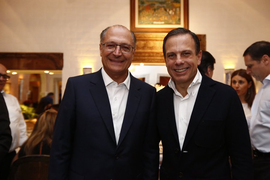 Tenho me perguntado: quando Doria Junior ofende de forma grotesca, bárbara, gratuita e infundada o ex-presidente Lula é ele que está a falar ou o jabazeiro de outros tempos está de volta? (Foto: Pedro Maciel) Tenho me perguntado: quando Doria Junior ofende de forma grotesca, bárbara, gratuita e infundada o ex-presidente Lula é ele que está a falar ou o jabazeiro de outros tempos está de volta?