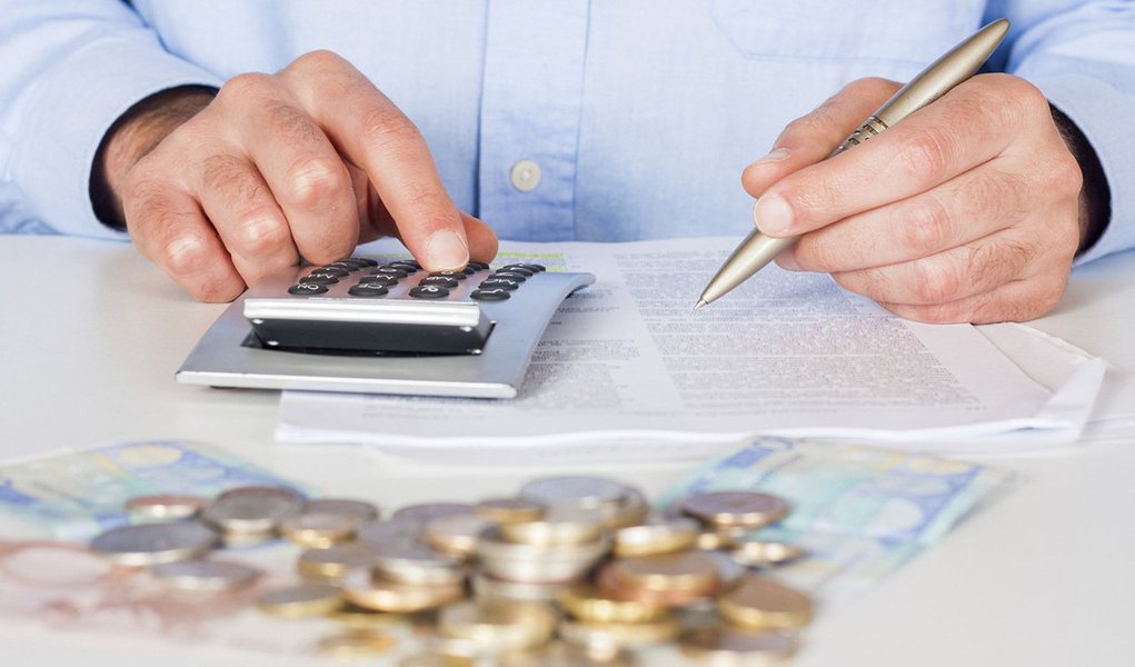 Demanda de empresas por financiamento no Brasil subiu 0,4%o em novembro sobre outubro; na comparação com o mesmo período do ano passado elevação foi 0,3%; segundo a empresa de análise de informações de crédito Serasa Experian, demanda das companhias no acumulado anual tem queda de 1,7% sobre o período de janeiro a novembro de 2014 (Foto: Paulo Emílio) Demanda de empresas por financiamento no Brasil subiu 0,4%o em novembro sobre outubro; na comparação com o mesmo período do ano passado elevação foi 0,3%; segundo a empresa de análise de informações de crédito Serasa Experian, demanda das companhias no acumulado anual tem queda de 1,7% sobre o período de janeiro a novembro de 2014
