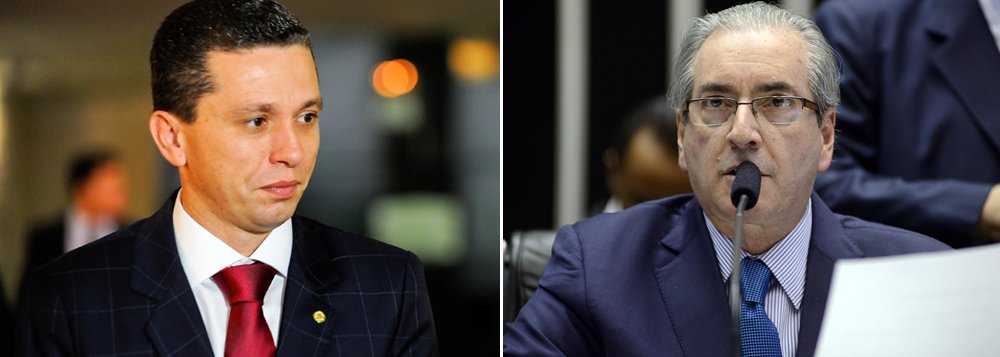 Ministro Luís Roberto Barroso, do Supremo Tribunal Federal (STF), negou o mandado de segurança do presidente da Câmara, Eduardo Cunha, pedindo a substituição do relator do seu processo de cassação no Conselho de Ética da Casa, o deputado Fausto Pinato (PRB-SP); a negativa de Barroso se deu, segundo ele, por não se tratar de questão constitucional; a votação do parecer preliminar de Pinato foi remarcada para hoje, às 13h30 (Foto: Roberta Namour) Ministro Luís Roberto Barroso, do Supremo Tribunal Federal (STF), negou o mandado de segurança do presidente da Câmara, Eduardo Cunha, pedindo a substituição do relator do seu processo de cassação no Conselho de Ética da Casa, o deputado Fausto Pinato (PRB-SP); a negativa de Barroso se deu, segundo ele, por não se tratar de questão constitucional; a votação do parecer preliminar de Pinato foi remarcada para hoje, às 13h30