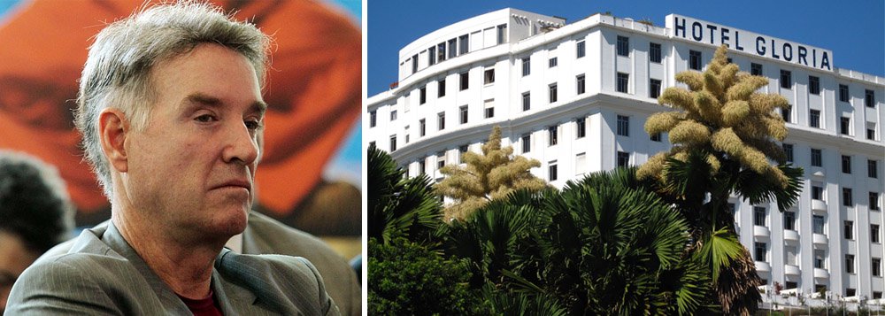 O grupo Acron havia acordado com o empresário em fevereiro de 2014 a compra do hotel Glória, no centro do Rio de Janeiro, por R$ 225 milhões - dinheiro muito bem-vindo para resolver os problemas do grupo EBX; desde 2013, as obras de restauração do hotel estão paradas e o local virou até foco do mosquito Aedes Aegypti (Foto: Gisele Federicce) O grupo Acron havia acordado com o empresário em fevereiro de 2014 a compra do hotel Glória, no centro do Rio de Janeiro, por R$ 225 milhões - dinheiro muito bem-vindo para resolver os problemas do grupo EBX; desde 2013, as obras de restauração do hotel estão paradas e o local virou até foco do mosquito Aedes Aegypti