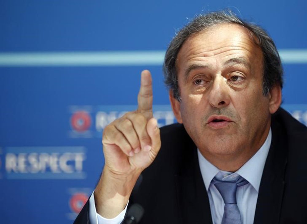 Presidente da Uefa, Michel Platini, em entrevista coletiva em Monte Carlo. 28/08/2015 REUTERS/Eric Gaillard (Foto: Gisele Federicce) Presidente da Uefa, Michel Platini, em entrevista coletiva em Monte Carlo. 28/08/2015 REUTERS/Eric Gaillard