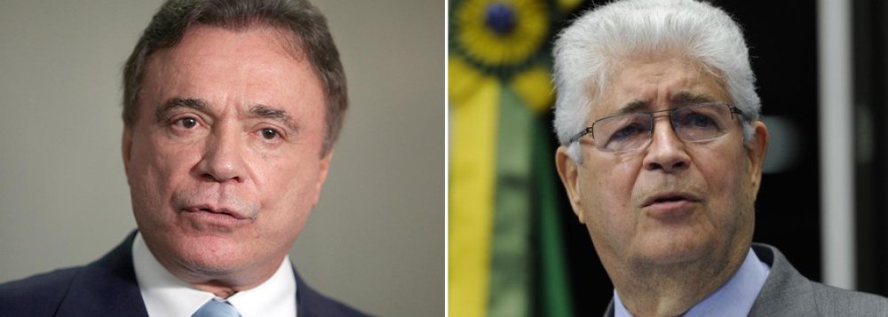 Levantamento do instituto Paraná Pesquisas sobre a disputa pela sucessão do governador Beto Richa (PSDB) aponta que se as eleições de 2018 fossem hoje a oposição somaria junta 76% dos votos válidos; liderança da corrida sucessória é dos senadores Alvaro Dias (PSDB) e Roberto Requião (PMDB), com 33,9% 26,7%, respectivamente; em seguida aparecem o secretário do Desenvolvimento Urbano, Ratinho Júnior (PSC), com 16,9%, seguido pela senadora Gleisi Hoffmann (PT), com 4,3%; em eúltimo lugar aparece a vice-governadora Cida Borghetti (PROS), com apenas 2,8% das intenções de voto (Foto: Paulo Emílio) www.brasil247.com - Levantamento do instituto Paraná Pesquisas sobre a disputa pela sucessão do governador Beto Richa (PSDB) aponta que se as eleições de 2018 fossem hoje a oposição somaria junta 76% dos votos válidos; liderança da corrida sucessória é dos senadores Alvaro Dias (PSDB) e Roberto Requião (PMDB), com 33,9% 26,7%, respectivamente; em seguida aparecem o secretário do Desenvolvimento Urbano, Ratinho Júnior (PSC), com 16,9%, seguido pela senadora Gleisi Hoffmann (PT), com 4,3%; em eúltimo lugar aparece a vice-governadora Cida Borghetti (PROS), com apenas 2,8% das intenções de voto