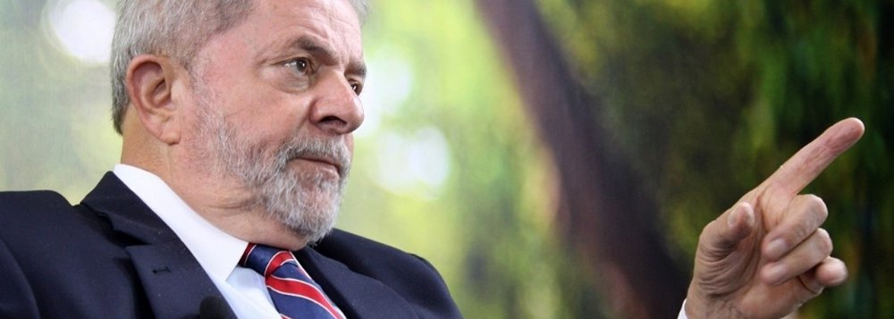 Nota do Instituto Lula esclarece depoimento do ex-presidente sobre as Medidas Provisórias 471/2009 e 512/2010, “editadas em seu governo para promover o desenvolvimento das regiões Norte, Nordeste e Centro-Oeste, sem favorecimento a qualquer setor”; “A MP 471/2009 prorrogou, de 2010 até 2015, incentivos fiscais concedidos desde 1997 e 1999 a indústrias automotivas e de autopeças instaladas nas regiões Norte, Nordeste e Centro-Oeste do País e foi aprovada por unanimidade no Congresso”, diz o texto (Foto: Roberta Namour) Nota do Instituto Lula esclarece depoimento do ex-presidente sobre as Medidas Provisórias 471/2009 e 512/2010, “editadas em seu governo para promover o desenvolvimento das regiões Norte, Nordeste e Centro-Oeste, sem favorecimento a qualquer setor”; “A MP 471/2009 prorrogou, de 2010 até 2015, incentivos fiscais concedidos desde 1997 e 1999 a indústrias automotivas e de autopeças instaladas nas regiões Norte, Nordeste e Centro-Oeste do País e foi aprovada por unanimidade no Congresso”, diz o texto