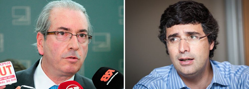 O presidente da Câmara, Eduardo Cunha (PMDB-RJ), disse que o vazamento de uma anotação que revelaria o pagamento de propina a ele pelo banqueiro André Esteves pode ter relação com o anúncio feito por ele de que decidiria sobre pedidos de impeachment da presidente Dilma Rousseff nesta segunda-feira e que, portanto, deve adiar a divulgação de sua decisão sobre o impedimento; Cunha acrescentou que não quer que sua decisão se confunda com esse vazamento (Foto: Gisele Federicce) O presidente da Câmara, Eduardo Cunha (PMDB-RJ), disse que o vazamento de uma anotação que revelaria o pagamento de propina a ele pelo banqueiro André Esteves pode ter relação com o anúncio feito por ele de que decidiria sobre pedidos de impeachment da presidente Dilma Rousseff nesta segunda-feira e que, portanto, deve adiar a divulgação de sua decisão sobre o impedimento; Cunha acrescentou que não quer que sua decisão se confunda com esse vazamento