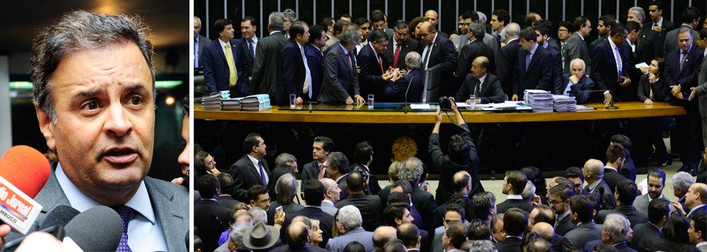 Um dos principais entusiastas do golpe contra a presidente Dilma Rousseff, o senador Aécio Neves, presidente do PSDB, disse que a eleição da chapa da oposição para a comissão do impeachment é uma derrota "cabal" para o governo; para o tucano, se a votação tivesse sido aberta, a vitória da oposição poderia ter sido maior; "O governo não teve sequer 200 votos numa votação secreta. Imagine quando for numa votação aberta e o parlamentar tiver sendo pressionado pela sua base", disse; apesar da euforia de Aécio, a oposição demonstrou não ter votos suficientes para aprovar a admissibilidade do processo de impeachment na Câmara, que são necessários 342 (Foto: Aquiles Lins) Um dos principais entusiastas do golpe contra a presidente Dilma Rousseff, o senador Aécio Neves, presidente do PSDB, disse que a eleição da chapa da oposição para a comissão do impeachment é uma derrota "cabal" para o governo; para o tucano, se a votação tivesse sido aberta, a vitória da oposição poderia ter sido maior; "O governo não teve sequer 200 votos numa votação secreta. Imagine quando for numa votação aberta e o parlamentar tiver sendo pressionado pela sua base", disse; apesar da euforia de Aécio, a oposição demonstrou não ter votos suficientes para aprovar a admissibilidade do processo de impeachment na Câmara, que são necessários 342