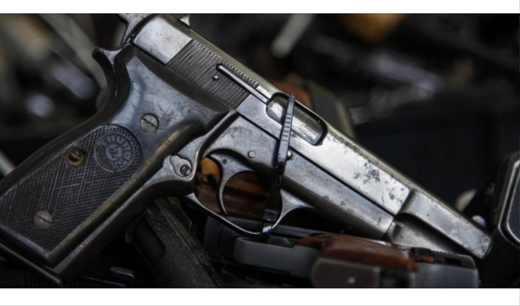 No Brasil, parte significativa dos homicídios acontece por motivos fúteis. Este tipo de conflito pode aumentar seu potencial letal com a adição de armas de fogo, bem como casos de violência doméstica podem, facilmente, se transformar em feminicídio (Foto: Maria do Rosário) No Brasil, parte significativa dos homicídios acontece por motivos fúteis. Este tipo de conflito pode aumentar seu potencial letal com a adição de armas de fogo, bem como casos de violência doméstica podem, facilmente, se transformar em feminicídio