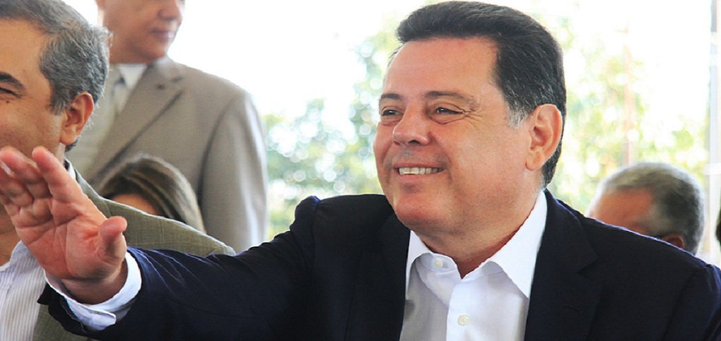 Pergunta está em levantamento realizado pelo Instituto Paraná Pesquisas com 1.360 eleitores, em 54 municípios de Goiás, entre os dias 10 e 15 de setembro; dos entrevistados, 47,9% responderam que o governo de Marconi Perillo está sendo igual e 16,5% disseram estar melhor do que eles esperavam; administração do tucano é aprovada por 53,8%; senadores goianos também foram avaliados: Ronaldo Caiado (DEM) obteve nota média de 6,4; Lúcia Vânia (PSB), 5,9, e Wilder Morais (PP) ficou com 4,7 (Foto: José Barbacena) Pergunta está em levantamento realizado pelo Instituto Paraná Pesquisas com 1.360 eleitores, em 54 municípios de Goiás, entre os dias 10 e 15 de setembro; dos entrevistados, 47,9% responderam que o governo de Marconi Perillo está sendo igual e 16,5% disseram estar melhor do que eles esperavam; administração do tucano é aprovada por 53,8%; senadores goianos também foram avaliados: Ronaldo Caiado (DEM) obteve nota média de 6,4; Lúcia Vânia (PSB), 5,9, e Wilder Morais (PP) ficou com 4,7