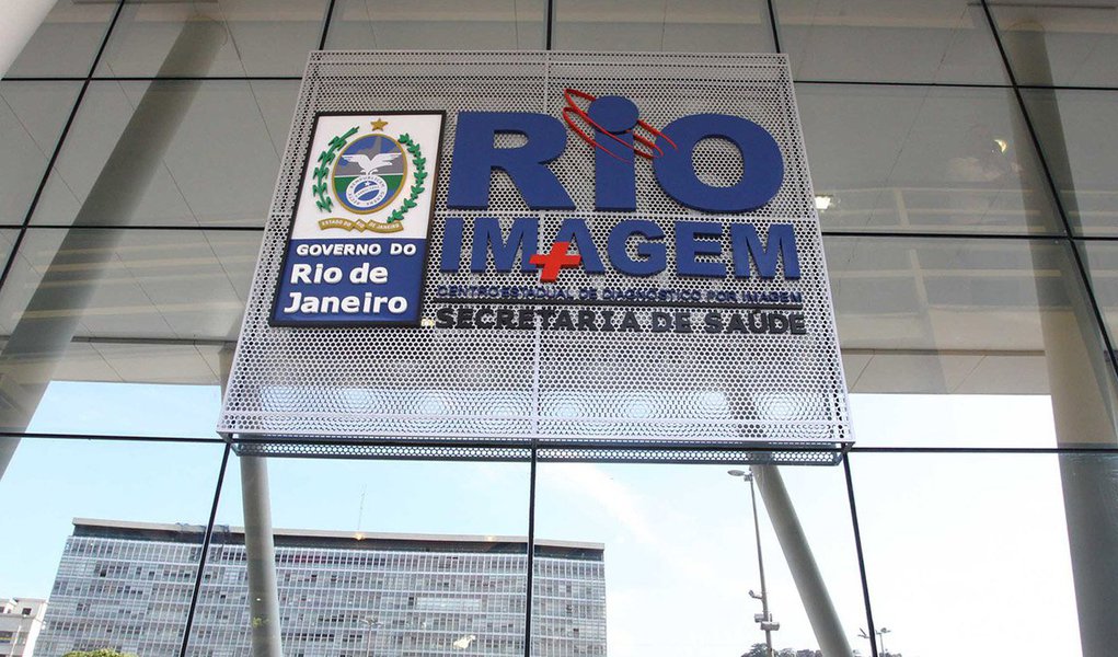 Médicos da central estadual de diagnósticos por imagem do Rio de Janeiro decidem se retornam ao trabalho; os profissionais entraram em greve devido a atrasos no pagamento e à falta de materiais, segundo o Sindicato dos Médicos do Rio de Janeiro (Sinmed-RJ); de acordo com a Secretaria Estadual de Saúde, os exames já marcados estão mantidos, mas novos agendamentos estão suspensos até que as verbas para o pagamento dos profissionais sejam liberadas pela Secretaria Estadual de Fazenda para o Fundo Estadual de Saúde (Foto: Leonardo Lucena) Médicos da central estadual de diagnósticos por imagem do Rio de Janeiro decidem se retornam ao trabalho; os profissionais entraram em greve devido a atrasos no pagamento e à falta de materiais, segundo o Sindicato dos Médicos do Rio de Janeiro (Sinmed-RJ); de acordo com a Secretaria Estadual de Saúde, os exames já marcados estão mantidos, mas novos agendamentos estão suspensos até que as verbas para o pagamento dos profissionais sejam liberadas pela Secretaria Estadual de Fazenda para o Fundo Estadual de Saúde