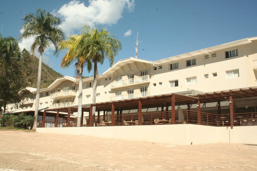 Riviera Investimentos, em parceria com a empresa goiana Valor Invest, investe na construção de um hotel com 400 unidades e centro de convenções com capacidade para 1,2 mil pessoas na área do complexo hoteleiro do Rio Quente Resorts; objetivo é de expandir as instalações com investimentos expressivos até 2020; fundos também se preparam para construção de um Centro de Distribuição e Logística em Anápolis (Foto: Realle Palazzo-Martini) Riviera Investimentos, em parceria com a empresa goiana Valor Invest, investe na construção de um hotel com 400 unidades e centro de convenções com capacidade para 1,2 mil pessoas na área do complexo hoteleiro do Rio Quente Resorts; objetivo é de expandir as instalações com investimentos expressivos até 2020; fundos também se preparam para construção de um Centro de Distribuição e Logística em Anápolis