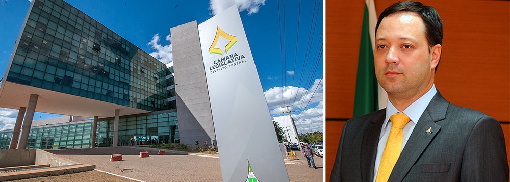 Terminou neste fim de semana o prazo para que as secretarias do Distrito Federal apresentassem propostas para contenção de gastos e redução de cargos comissionados; secretário de Gestão Administrativa e Desburocratização, Alexandre Lopes destacou os cortes em Saúde e Educação, que atingiram 20% em custos com cargos comissionados (CC's); com uma série de outras medidas definidas para conter a crise, a economia deverá ser de R$ 1,6 bilhão, segundo o Executivo local; a aplicação das propostas depende da aprovação da Câmara Legislativa (Foto: Leonardo Lucena) Terminou neste fim de semana o prazo para que as secretarias do Distrito Federal apresentassem propostas para contenção de gastos e redução de cargos comissionados; secretário de Gestão Administrativa e Desburocratização, Alexandre Lopes destacou os cortes em Saúde e Educação, que atingiram 20% em custos com cargos comissionados (CC's); com uma série de outras medidas definidas para conter a crise, a economia deverá ser de R$ 1,6 bilhão, segundo o Executivo local; a aplicação das propostas depende da aprovação da Câmara Legislativa