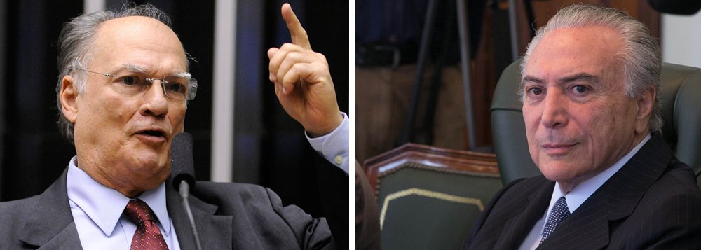Um dos principais articuladores do golpe parlamentar contra a presidente Dilma Rousseff, o deputado Roberto Freire (PPS-SP) já está esfregando as mãos para participar de eventual governo do vice-presidente Michel Temer; ele afirmou que, no que depender do PPS, presidido por ele, Temer terá sustentabilidade "total" no Congresso; "Se votarmos o impeachment, o governo que vier é responsabilidade nossa", disse ele; "Não é responsabilidade nem da sociedade, que não escolheu. Nós é que temos que dar sustentação. Se não quiser assumir responsabilidade, não derrube o governo que aí está. Dentro do PPS, essa discussão não passa" (Foto: Leonardo Attuch) Um dos principais articuladores do golpe parlamentar contra a presidente Dilma Rousseff, o deputado Roberto Freire (PPS-SP) já está esfregando as mãos para participar de eventual governo do vice-presidente Michel Temer; ele afirmou que, no que depender do PPS, presidido por ele, Temer terá sustentabilidade "total" no Congresso; "Se votarmos o impeachment, o governo que vier é responsabilidade nossa", disse ele; "Não é responsabilidade nem da sociedade, que não escolheu. Nós é que temos que dar sustentação. Se não quiser assumir responsabilidade, não derrube o governo que aí está. Dentro do PPS, essa discussão não passa"