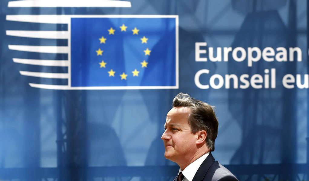 Apoio à saída da Grã-Bretanha da União Europeu se manteve em 49 por cento, 2 pontos à frente da campanha pela permanência no bloco de 28 membros, mostrou pesquisa de opinião do instituto ORB para o jornal The Daily Telegraph nesta terça-feira; Grã-Bretanha vai realizar um referendo sobre a permanência na UE em 23 de junho (Foto: Roberta Namour) Apoio à saída da Grã-Bretanha da União Europeu se manteve em 49 por cento, 2 pontos à frente da campanha pela permanência no bloco de 28 membros, mostrou pesquisa de opinião do instituto ORB para o jornal The Daily Telegraph nesta terça-feira; Grã-Bretanha vai realizar um referendo sobre a permanência na UE em 23 de junho