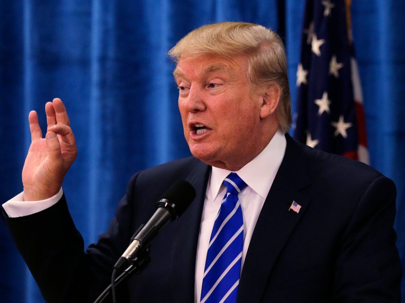 Um terço dos eleitores republicanos que apoiam Donald Trump poderia virar as costas para seu partido nas eleições presidenciais de novembro se sua a nomeação for negada em uma convenção, de acordo com pesquisa da Reuters/Ipsos; resultados são má notícia para os rivais de Trump, bem como as elites partidárias contrárias ao bilionário do ramo imobiliário, sugerindo que um candidato republicano alternativo para a corrida presidencial de 8 de novembro teria um caminho mais duro contra os democratas (Foto: Romulo Faro) Um terço dos eleitores republicanos que apoiam Donald Trump poderia virar as costas para seu partido nas eleições presidenciais de novembro se sua a nomeação for negada em uma convenção, de acordo com pesquisa da Reuters/Ipsos; resultados são má notícia para os rivais de Trump, bem como as elites partidárias contrárias ao bilionário do ramo imobiliário, sugerindo que um candidato republicano alternativo para a corrida presidencial de 8 de novembro teria um caminho mais duro contra os democratas