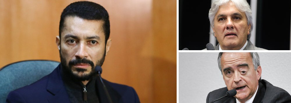 Em delação feita em setembro aos procuradores da Operação Lava Jato, o lobista Fernando Baiano afirmou que o responsável pela permanência de Nestor Cerveró na diretoria Internacional da Petrobras era o senador Delcídio do Amaral (PT-MS); "De acordo com informação repassada ao depoente pelo próprio Nestor Cerveró, ele foi nomeado para a Diretoria Internacional da Petrobrás, em 2003, por indicação de Delcídio Amaral", diz Baiano; declaração contradiz depoimento de Delcídio à Polícia Federal e ao Ministério Público, que creditou à presidente Dilma Rousseff a indicação de Cerveró (Foto: Aquiles Lins) Em delação feita em setembro aos procuradores da Operação Lava Jato, o lobista Fernando Baiano afirmou que o responsável pela permanência de Nestor Cerveró na diretoria Internacional da Petrobras era o senador Delcídio do Amaral (PT-MS); "De acordo com informação repassada ao depoente pelo próprio Nestor Cerveró, ele foi nomeado para a Diretoria Internacional da Petrobrás, em 2003, por indicação de Delcídio Amaral", diz Baiano; declaração contradiz depoimento de Delcídio à Polícia Federal e ao Ministério Público, que creditou à presidente Dilma Rousseff a indicação de Cerveró