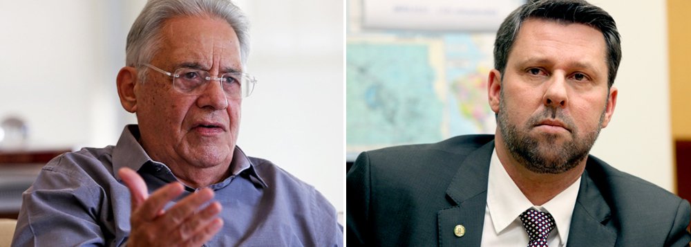 Ex-presidente Fernando Henrique Cardoso discorda da ação movida pelo deputado Carlos Sampaio (PSDB-SP), em nome dos tucanos, pedindo a extinção do PT na Procuradoria-Geral Eleitoral: "O PT representa parcelas da opinião brasileira e, como tal, melhor que continue ativo, que se livre das mazelas que o acometem e que o PSDB se prepare para vencer dele nas urnas", afirmou; segundo ele, se consultado, "diria ser mais apropriado deixar que os procuradores cuidem desse tema"; "O PSDB já fez o que lhe cabe: uma consulta ao Tribunal Superior Eleitoral sobre o uso de recursos ilícitos na campanha de 2014”, acrescentou; sobre o impeachment de Dilma, voltou a dizer que avanço do processo ficou difícil (Foto: Roberta Namour) Ex-presidente Fernando Henrique Cardoso discorda da ação movida pelo deputado Carlos Sampaio (PSDB-SP), em nome dos tucanos, pedindo a extinção do PT na Procuradoria-Geral Eleitoral: "O PT representa parcelas da opinião brasileira e, como tal, melhor que continue ativo, que se livre das mazelas que o acometem e que o PSDB se prepare para vencer dele nas urnas", afirmou; segundo ele, se consultado, "diria ser mais apropriado deixar que os procuradores cuidem desse tema"; "O PSDB já fez o que lhe cabe: uma consulta ao Tribunal Superior Eleitoral sobre o uso de recursos ilícitos na campanha de 2014”, acrescentou; sobre o impeachment de Dilma, voltou a dizer que avanço do processo ficou difícil
