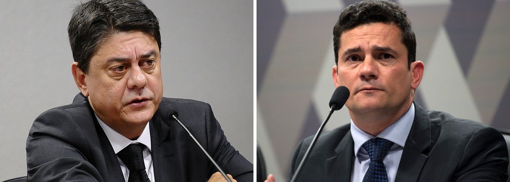 Ex-presidente da Ordem dos Advogados do Brasil seção Rio de Janeiro - OAB/RJ, deputado federal Wadih Damous (PT-RJ) critica a forma midiática sob a qual o juiz Sérgio Moro conduz as investigações da Lava Jato e diz que “ele opta por exercer o papel de perturbador da ordem institucional com a prática constante de arbitrariedades e ofensas à lei e à Constituição”; “Como um déspota ou justiceiro da modernidade, ele tenta, também, desestabilizar os poderes constituídos, incitar a população ao ódio político em um momento em que o Brasil precisa justamente de serenidade”, diz (Foto: Roberta Namour) Ex-presidente da Ordem dos Advogados do Brasil seção Rio de Janeiro - OAB/RJ, deputado federal Wadih Damous (PT-RJ) critica a forma midiática sob a qual o juiz Sérgio Moro conduz as investigações da Lava Jato e diz que “ele opta por exercer o papel de perturbador da ordem institucional com a prática constante de arbitrariedades e ofensas à lei e à Constituição”; “Como um déspota ou justiceiro da modernidade, ele tenta, também, desestabilizar os poderes constituídos, incitar a população ao ódio político em um momento em que o Brasil precisa justamente de serenidade”, diz