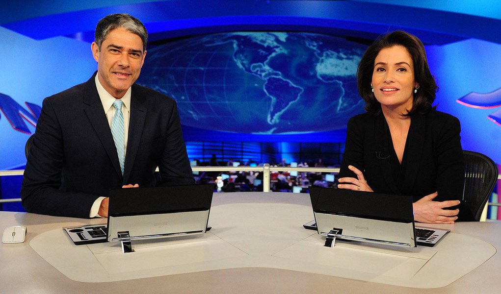 Os comentaristas da Globo não se indignam com as escutas telefônicas ilegais- juram que são legais- não se surpreendem com a liberação de conversas da presidente da República de seu país, mesmo sabendo de cor e salteado que nossa Constituição e a Lei de Escuta do Brasil só permitem que isso ocorra com a autorização do STF, tanto a escuta quanto a divulgação dos grampos (Foto: Chico Vigilante) Os comentaristas da Globo não se indignam com as escutas telefônicas ilegais- juram que são legais- não se surpreendem com a liberação de conversas da presidente da República de seu país, mesmo sabendo de cor e salteado que nossa Constituição e a Lei de Escuta do Brasil só permitem que isso ocorra com a autorização do STF, tanto a escuta quanto a divulgação dos grampos