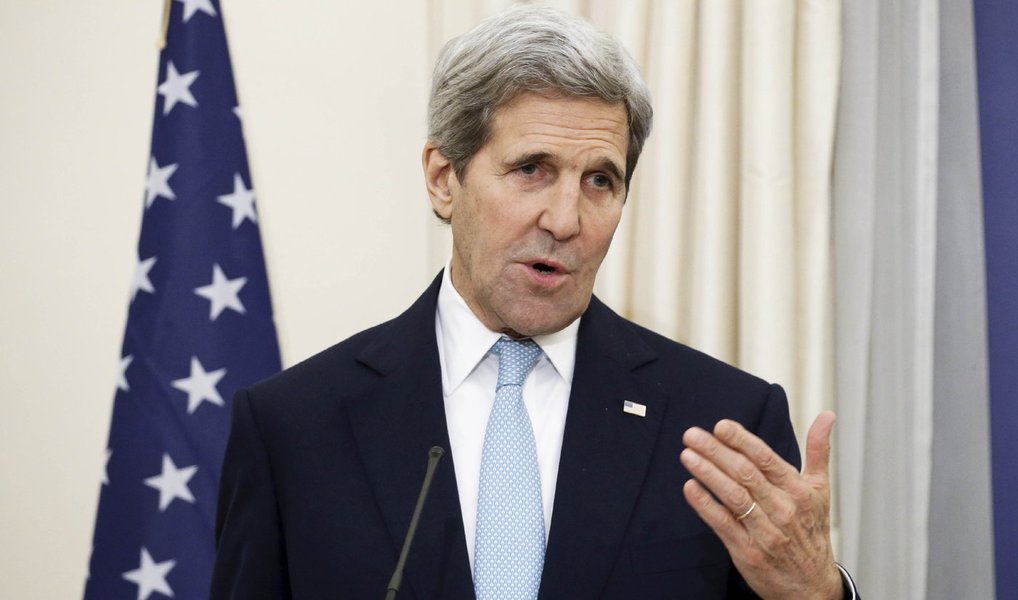 Secretário de Estado norte-americano, John Kerry, disse que as conversas com a Rússia e parceiros de coalizão estão "se aproximando de um entendimento" para a renovação de um cessar-fogo na Síria, incluindo nas redondezas da cidade de Aleppo; "Estamos chegando perto de um lugar comum, mas ainda temos trabalho a fazer, e é por isso que estamos aqui", disse Kerry (Foto: Paulo Emílio) Secretário de Estado norte-americano, John Kerry, disse que as conversas com a Rússia e parceiros de coalizão estão "se aproximando de um entendimento" para a renovação de um cessar-fogo na Síria, incluindo nas redondezas da cidade de Aleppo; "Estamos chegando perto de um lugar comum, mas ainda temos trabalho a fazer, e é por isso que estamos aqui", disse Kerry