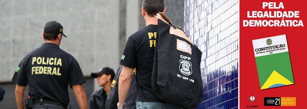 Frente aos sucessivos abusos de setores do Judiciário brasileiro e a crescente onda golpista, insuflada pelos meios de comunicação, ato se dirige a todos os defensores da ordem constitucional, de todas as gerações e frentes de luta, que não admitem o retrocesso das conquistas democráticas do país, anuncia o Fórum 21 e o Centro Acadêmico 22 de Agosto, da Faculdade de Direito da PUC-SP, organizadores do ato, que acontece nesta quarta-feira 16 (Foto: Gisele Federicce) Frente aos sucessivos abusos de setores do Judiciário brasileiro e a crescente onda golpista, insuflada pelos meios de comunicação, ato se dirige a todos os defensores da ordem constitucional, de todas as gerações e frentes de luta, que não admitem o retrocesso das conquistas democráticas do país, anuncia o Fórum 21 e o Centro Acadêmico 22 de Agosto, da Faculdade de Direito da PUC-SP, organizadores do ato, que acontece nesta quarta-feira 16