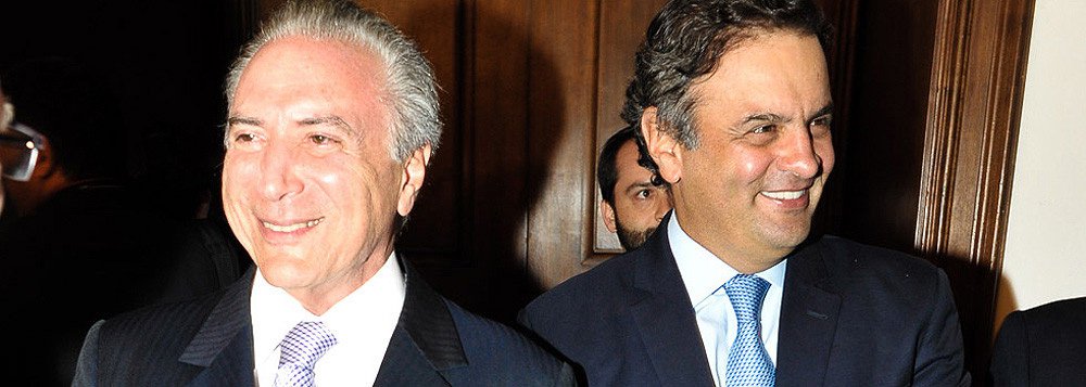 Em entrevista ao Valor, o senador tucano Aécio Neves culpa o vice-presidente pelo vazamento do discurso em que se projeta presidente da República, com suposta derrota de Dilma Rousseff no processo do impeachment; “Ele sabe que está tendo uma oportunidade, ou terá eventualmente, se não continuar vazando muitos discursos daqui até o dia da votação... ele terá uma oportunidade que a história está lhe dando”, disse; Aécio afirmou também que cobrou o fim da reeleição em troca de apoio do PSDB; “Ele é elegível, mas estabeleceu que ele próprio se disporia a apresentar uma emenda encerrando a reeleição”; tucano também desqualificou as acusações da Lava Jato contra si, dizendo que são absurdas (Foto: Roberta Namour) Em entrevista ao Valor, o senador tucano Aécio Neves culpa o vice-presidente pelo vazamento do discurso em que se projeta presidente da República, com suposta derrota de Dilma Rousseff no processo do impeachment; “Ele sabe que está tendo uma oportunidade, ou terá eventualmente, se não continuar vazando muitos discursos daqui até o dia da votação... ele terá uma oportunidade que a história está lhe dando”, disse; Aécio afirmou também que cobrou o fim da reeleição em troca de apoio do PSDB; “Ele é elegível, mas estabeleceu que ele próprio se disporia a apresentar uma emenda encerrando a reeleição”; tucano também desqualificou as acusações da Lava Jato contra si, dizendo que são absurdas