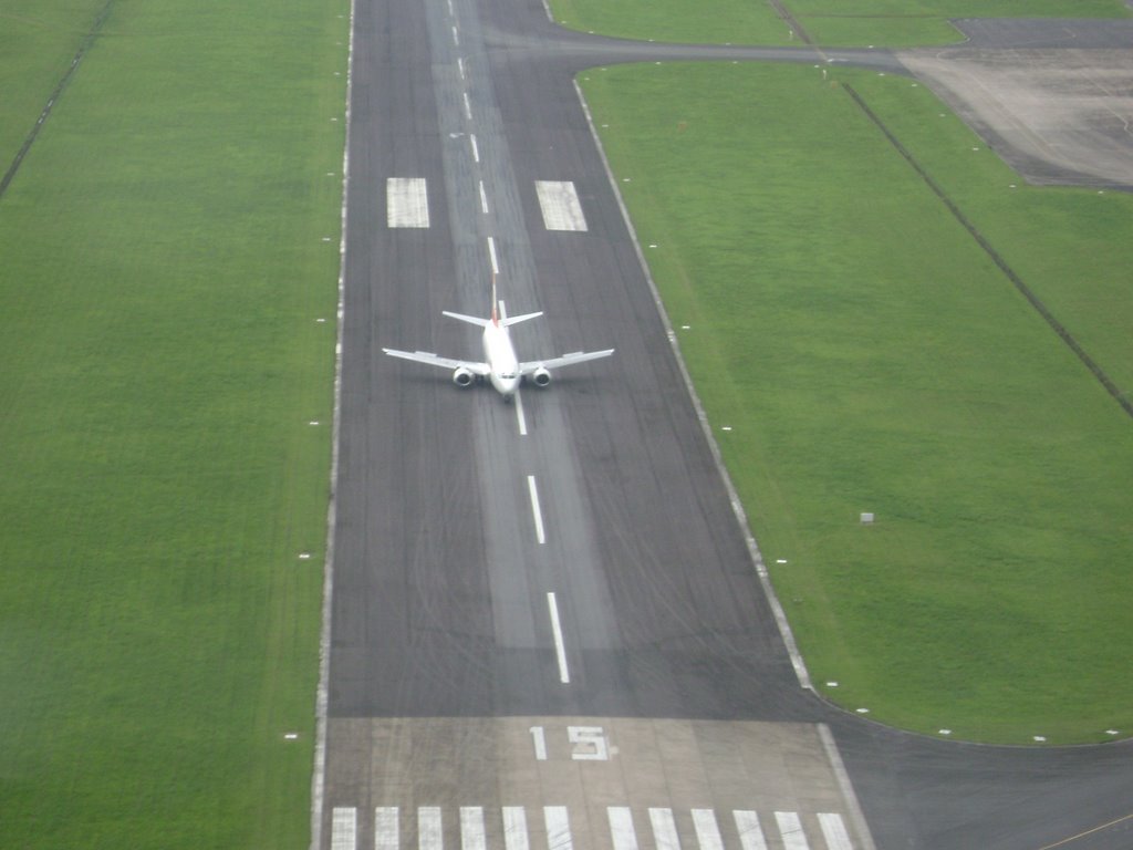 Os estudos preliminares do novo aeroporto de Sobral fora aprovados e o projeto segue agora para fase de definição dos detalhes de engenharia e investimentos. Os recursos previstos para o novo equipamento incluem a construção de um terminal de passageiros, pátio de aeronaves com oito posições, pista de pouso e decolagem e Seção Contra Incêndio (Foto: Rodrigo Rocha) Os estudos preliminares do novo aeroporto de Sobral fora aprovados e o projeto segue agora para fase de definição dos detalhes de engenharia e investimentos. Os recursos previstos para o novo equipamento incluem a construção de um terminal de passageiros, pátio de aeronaves com oito posições, pista de pouso e decolagem e Seção Contra Incêndio