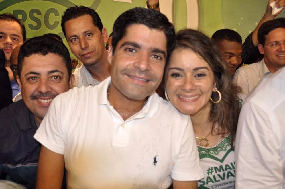 No encontro municipal do PSC, em Salvador, as lideranças do partido reafirmaram que vão marchar ao lado do prefeito ACM Neto (DEM) na disputa pela reeleição; presente ao evento, o presidente da sigla, Pastor Everaldo, disse que o “PSC não terá candidato próprio, mas apoiará Neto nesta caminhada. Tenho certeza que teremos sucesso” (Foto: Voney Malta) No encontro municipal do PSC, em Salvador, as lideranças do partido reafirmaram que vão marchar ao lado do prefeito ACM Neto (DEM) na disputa pela reeleição; presente ao evento, o presidente da sigla, Pastor Everaldo, disse que o “PSC não terá candidato próprio, mas apoiará Neto nesta caminhada. Tenho certeza que teremos sucesso”