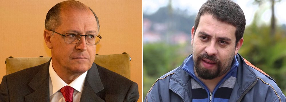 “É muito curioso que no caso do desvio da merenda, que é um dos escândalos mais vergonhosos que se viu nos últimos tempos, a mídia praticamente não fale mais nada, nem uma nota de rodapé. O deputado estadual Fernando Capez (PSDB) continua presidindo a Assembleia Legislativa e ninguém fala em indiciá-lo ou prendê-lo”, disse o coordenador nacional do MTST, Guilherme Boulos; “É tão escandaloso que até quem foi ao ato de domingo (13) vaiou Alckmin e Aécio, na Paulista” (Foto: Roberta Namour) “É muito curioso que no caso do desvio da merenda, que é um dos escândalos mais vergonhosos que se viu nos últimos tempos, a mídia praticamente não fale mais nada, nem uma nota de rodapé. O deputado estadual Fernando Capez (PSDB) continua presidindo a Assembleia Legislativa e ninguém fala em indiciá-lo ou prendê-lo”, disse o coordenador nacional do MTST, Guilherme Boulos; “É tão escandaloso que até quem foi ao ato de domingo (13) vaiou Alckmin e Aécio, na Paulista”