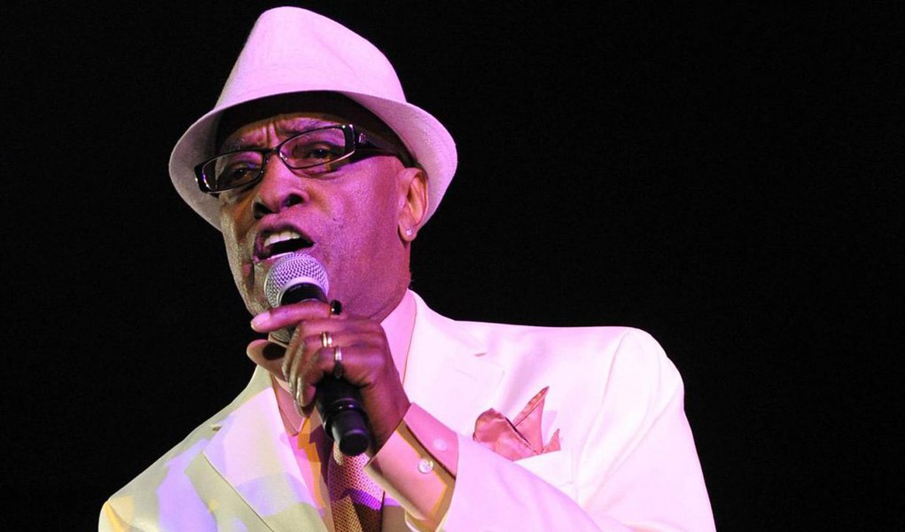Nascido na Filadélfia, nos Estados Unidos, Billy Paul foi uma das estrelas do philly soul, como era conhecido o soul da cidade, e ganhou fama nacional e internacional em 1972, com Me and Mrs Jones; ele ganhou um Grammy e atuou ao lado de músicos como Charlie Parker e Nina Simone (Foto: Roberta Namour) Nascido na Filadélfia, nos Estados Unidos, Billy Paul foi uma das estrelas do philly soul, como era conhecido o soul da cidade, e ganhou fama nacional e internacional em 1972, com Me and Mrs Jones; ele ganhou um Grammy e atuou ao lado de músicos como Charlie Parker e Nina Simone
