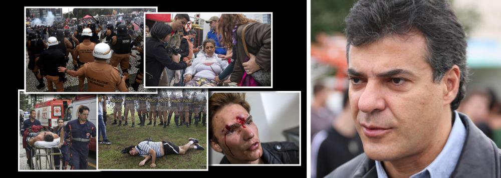 Ação violenta da Policia Militar do Paraná que deixou mais de 200 manifestantes feridos no Centro Cívico de Curitiba, completou um ano sem que ninguém fosse punido; após o episódio, o secretário de Segurança Pública pediu demissão; Fernando Francischini (SD-PR) reassumiu o mandato de deputado federal e, neste mês, voltou a favor do impeachment de Dilma Rousseff; o MP investiga o tucano Beto Richa por possível omissão ao não conter a ação policial, considerada excessiva pelo uso de bombas de gás e balas de borracha (Foto: Roberta Namour) Ação violenta da Policia Militar do Paraná que deixou mais de 200 manifestantes feridos no Centro Cívico de Curitiba, completou um ano sem que ninguém fosse punido; após o episódio, o secretário de Segurança Pública pediu demissão; Fernando Francischini (SD-PR) reassumiu o mandato de deputado federal e, neste mês, voltou a favor do impeachment de Dilma Rousseff; o MP investiga o tucano Beto Richa por possível omissão ao não conter a ação policial, considerada excessiva pelo uso de bombas de gás e balas de borracha