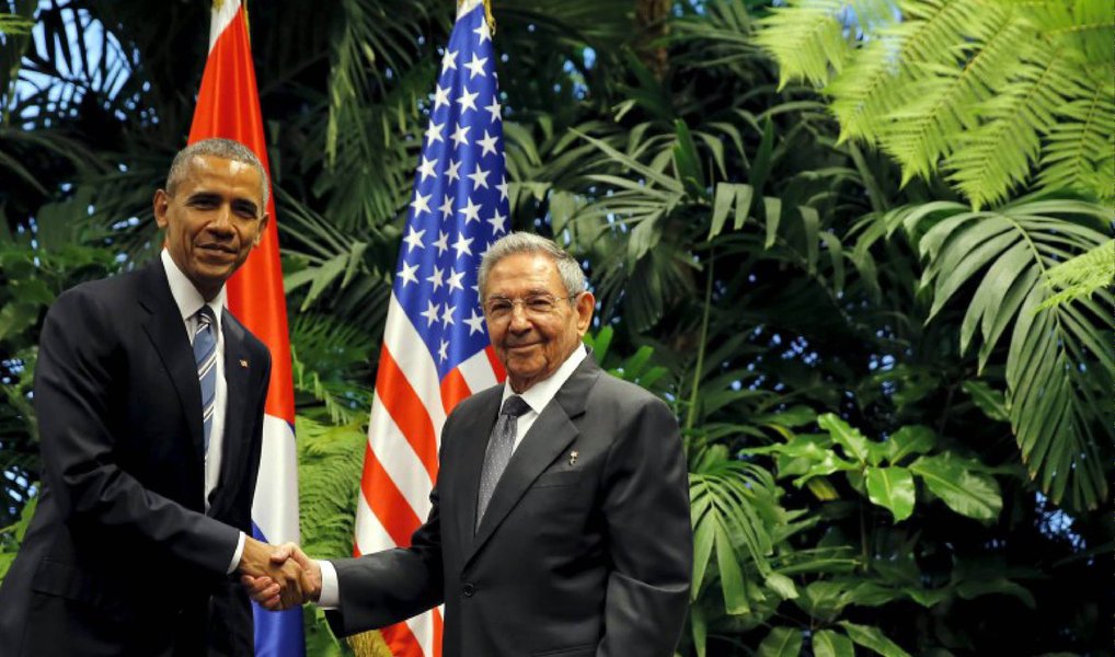 Presidente dos Estados Unidos disse que os dois tiveram discussões "francas e sinceras" sobre direitos humanos, assim como em áreas de cooperação; Raúl Castro afirmou que eles poderiam atingir um nível muito melhor nas relações, se os Estados Unidos retirassem o embargo comercial de 54 anos à ilha (Foto: Gisele Federicce) Presidente dos Estados Unidos disse que os dois tiveram discussões "francas e sinceras" sobre direitos humanos, assim como em áreas de cooperação; Raúl Castro afirmou que eles poderiam atingir um nível muito melhor nas relações, se os Estados Unidos retirassem o embargo comercial de 54 anos à ilha