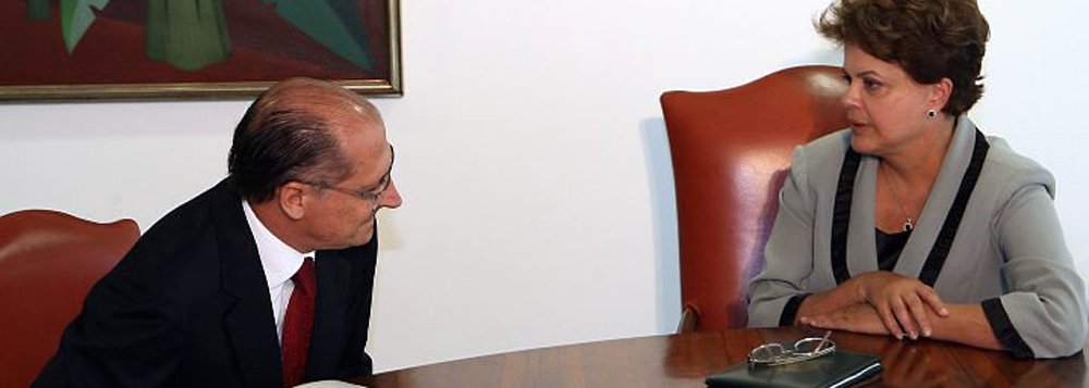 Até então a voz mais cautelosa do PSDB em relação ao impeachment de Dilma Rousseff, governador de São Paulo passou a defender que “se acelere um desfecho” para a crise; “O país não aguenta nem pode mais esperar tanta indefinição”, tem dito Geraldo Alckmin, segundo a colunista Natuza Nery (Foto: Roberta Namour) Até então a voz mais cautelosa do PSDB em relação ao impeachment de Dilma Rousseff, governador de São Paulo passou a defender que “se acelere um desfecho” para a crise; “O país não aguenta nem pode mais esperar tanta indefinição”, tem dito Geraldo Alckmin, segundo a colunista Natuza Nery