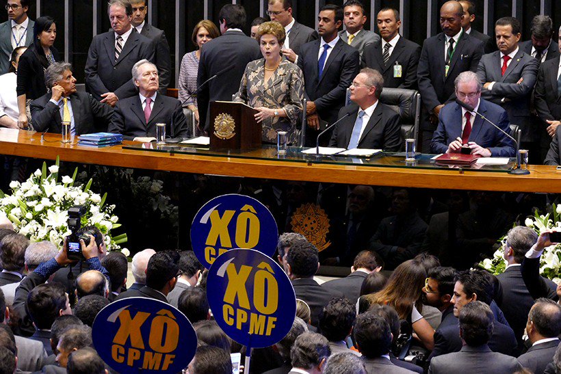 Apesar do clima otimista, 2016 exigirá ainda muito esforço político para vencer batalhas contra setores da oposição e da grande mídia que tentam travar o governo Dilma, prejudicando o Brasil em favor de interesses pessoais (Foto: Daniel Almeida) Apesar do clima otimista, 2016 exigirá ainda muito esforço político para vencer batalhas contra setores da oposição e da grande mídia que tentam travar o governo Dilma, prejudicando o Brasil em favor de interesses pessoais