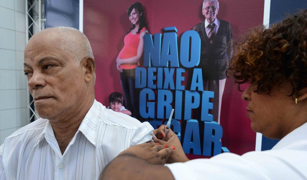 A Secretaria Estadual de Saúde reduziu o número de casos registrados no estado de 53 para 52 em relação ao penúltimo balanço; de acordo com a pasta, em Belo Horizonte foram registrados oito casos e duas mortes por H1N1 em 2016 (Foto: Leonardo Lucena) A Secretaria Estadual de Saúde reduziu o número de casos registrados no estado de 53 para 52 em relação ao penúltimo balanço; de acordo com a pasta, em Belo Horizonte foram registrados oito casos e duas mortes por H1N1 em 2016