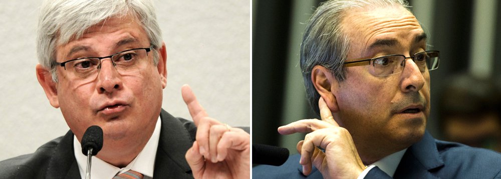 Eduardo Cunha (PMDB) não esconde de aliados que a decisão de aceitar o pedido de impeachment contra a presidente Dilma Rousseff não é apenas vingança pelo fato do PT ter anunciado voto pela sua cassação no Conselho de Ética; mas principalmente para tentar se proteger de um pedido de seu afastamento da presidência da Câmara, que está na iminência de ser feito do procurador-geral da República, Rodrigo Janot, ao Supremo Tribunal Federal (STF); Cunha desafia Janot ao acreditar que um pedido seu ao STF pode ser classificado como iniciativa pró-governo, para livrar Dilma Rousseff do processo de impeachment; PGR já tem elementos suficientes para pedir que o Supremo afaste Cunha da presidência, inclusive uma representação de cinco partidos (Foto: Aquiles Lins) Eduardo Cunha (PMDB) não esconde de aliados que a decisão de aceitar o pedido de impeachment contra a presidente Dilma Rousseff não é apenas vingança pelo fato do PT ter anunciado voto pela sua cassação no Conselho de Ética; mas principalmente para tentar se proteger de um pedido de seu afastamento da presidência da Câmara, que está na iminência de ser feito do procurador-geral da República, Rodrigo Janot, ao Supremo Tribunal Federal (STF); Cunha desafia Janot ao acreditar que um pedido seu ao STF pode ser classificado como iniciativa pró-governo, para livrar Dilma Rousseff do processo de impeachment; PGR já tem elementos suficientes para pedir que o Supremo afaste Cunha da presidência, inclusive uma representação de cinco partidos