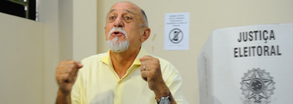 É que aponta um levantamento feito pelo Instituto Paraná Pesquisas; o governador Simão Jatene (PSDB) tem 40,7% de aprovação; o maior grau de insatisfação da gestão tucana está na saúde pública, com 83,1%; o de maior aprovação está na infraestrutura, com 32,7% (Foto: Leonardo Lucena) É que aponta um levantamento feito pelo Instituto Paraná Pesquisas; o governador Simão Jatene (PSDB) tem 40,7% de aprovação; o maior grau de insatisfação da gestão tucana está na saúde pública, com 83,1%; o de maior aprovação está na infraestrutura, com 32,7%