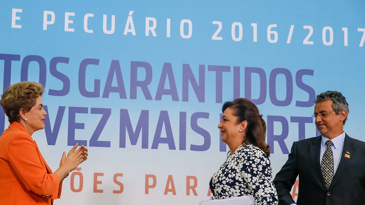 Brasília - DF, 04/05/2016. Presidenta Dilma Rousseff durante cerimônia de Lançamento do Plano Agrícola e Pecuário 2016/2017 no Palácio do Planalto. Foto: Roberto Stuckert Filho/PR (Foto: Aquiles Lins) Brasília - DF, 04/05/2016. Presidenta Dilma Rousseff durante cerimônia de Lançamento do Plano Agrícola e Pecuário 2016/2017 no Palácio do Planalto. Foto: Roberto Stuckert Filho/PR