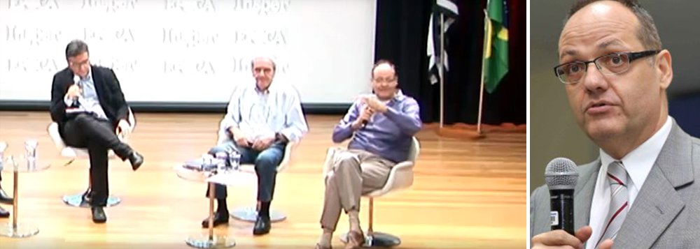 Jornalista Fernando Brito, do blog Tijolaço, destaca trecho de uma fala do professor Samuel Pessoa, da Fundação Getúlio Vargas, que já atuou como um dos principais assessores econômicos de Aécio Neves, e comenta: "Dizer que 'está feliz' com a queda do nível de emprego e com a redução dos valores dos salários, num país pobre como o Brasil, é algo completamente desumano"; assista (Foto: Gisele Federicce) Jornalista Fernando Brito, do blog Tijolaço, destaca trecho de uma fala do professor Samuel Pessoa, da Fundação Getúlio Vargas, que já atuou como um dos principais assessores econômicos de Aécio Neves, e comenta: "Dizer que 'está feliz' com a queda do nível de emprego e com a redução dos valores dos salários, num país pobre como o Brasil, é algo completamente desumano"; assista