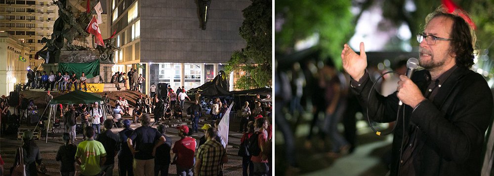 Procurador da República no Rio Grande do Sul, Domingos Silveira, participou da aula pública realizada no Acampamento da Legalidade e da Democracia, instalado na Praça da Matriz, em Porto Alegre, por movimentos sociais ligados à Frente Brasil Popular e à Frente Povo Sem Medo; segundo ele, "quem está acampado debaixo da lona preta para defender a Lei e a Constituição não são aqueles que sempre se apresentaram como seus defensores, mas exatamente o MST e outros movimentos sociais que saem para a rua para dizer com toda a firmeza que a Constituição e a Lei não representam tudo o que a gente quer, mas precisam ser protegidas como uma garantia mínima de avanço para um Estado democrático” (Foto: Leonardo Lucena) Procurador da República no Rio Grande do Sul, Domingos Silveira, participou da aula pública realizada no Acampamento da Legalidade e da Democracia, instalado na Praça da Matriz, em Porto Alegre, por movimentos sociais ligados à Frente Brasil Popular e à Frente Povo Sem Medo; segundo ele, "quem está acampado debaixo da lona preta para defender a Lei e a Constituição não são aqueles que sempre se apresentaram como seus defensores, mas exatamente o MST e outros movimentos sociais que saem para a rua para dizer com toda a firmeza que a Constituição e a Lei não representam tudo o que a gente quer, mas precisam ser protegidas como uma garantia mínima de avanço para um Estado democrático”