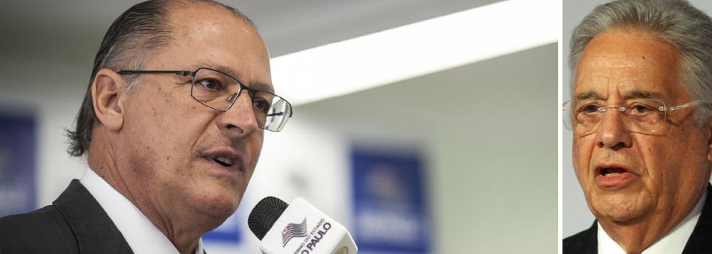 O governador de São Paulo, Geraldo Alckmin (PSDB), afirmou que concorda em "gênero, número e grau" com a entrevista do seu correligionários e ex-presidente, Fernando Henrique Cardoso, ao Estadão na qual ele defendeu o impeachment da presidente Dilma; "Eu li a entrevista. Achei extremamente lúcida e patriótica. Ele é um estadista. Concordo em gênero, número e grau com o que disse o presidente Fernando Henrique Cardoso", disse Alckmin; FHC também criticou o ex-presidente Lula, ao dizer que o petista é "um líder nacional não tem o direito de jogar parte do povo contra outras partes do povo e o conjunto contra as instituições" (Foto: Leonardo Lucena) O governador de São Paulo, Geraldo Alckmin (PSDB), afirmou que concorda em "gênero, número e grau" com a entrevista do seu correligionários e ex-presidente, Fernando Henrique Cardoso, ao Estadão na qual ele defendeu o impeachment da presidente Dilma; "Eu li a entrevista. Achei extremamente lúcida e patriótica. Ele é um estadista. Concordo em gênero, número e grau com o que disse o presidente Fernando Henrique Cardoso", disse Alckmin; FHC também criticou o ex-presidente Lula, ao dizer que o petista é "um líder nacional não tem o direito de jogar parte do povo contra outras partes do povo e o conjunto contra as instituições"