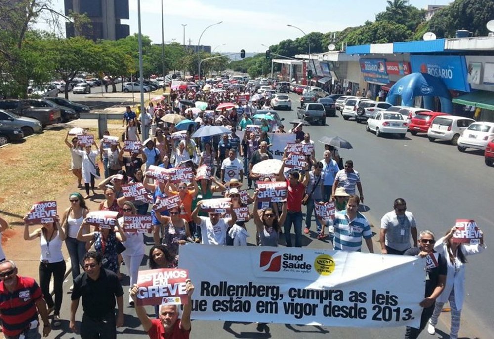 O Tribunal de Justiça do Distrito Federal e dos Territórios considerou ilegais as greves dos servidores da Fundação Hemocentro e do Instituto Médico-Legal, que se iniciaram em 8 de outubro; de acordo com a Justiça, eles devem voltar imediatamente às atividades, sob pena de multa diária de R$ 100 mil ao Sindicato dos Servidores Públicos Civis da Administração Direita, Autarquias, Fundações e Tribunal de Contas do Distrito Federal (Sindireta-DF) (Foto: Leonardo Lucena) O Tribunal de Justiça do Distrito Federal e dos Territórios considerou ilegais as greves dos servidores da Fundação Hemocentro e do Instituto Médico-Legal, que se iniciaram em 8 de outubro; de acordo com a Justiça, eles devem voltar imediatamente às atividades, sob pena de multa diária de R$ 100 mil ao Sindicato dos Servidores Públicos Civis da Administração Direita, Autarquias, Fundações e Tribunal de Contas do Distrito Federal (Sindireta-DF)