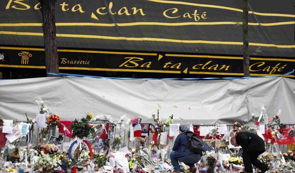 Foued Mohamed Aggad, de 23 anos, da cidade francesa de Estrasburgo, tinha viajado para a Síria com o irmão e um grupo de amigos no fim de 2013, e foi identificado na semana passada por meio de testes de DNA feitos com parentes; no ataque à sala de espetáculos Bataclan, em Paris, no dia 13 de novembro, morreram 90 pessoas (Foto: Roberta Namour) Foued Mohamed Aggad, de 23 anos, da cidade francesa de Estrasburgo, tinha viajado para a Síria com o irmão e um grupo de amigos no fim de 2013, e foi identificado na semana passada por meio de testes de DNA feitos com parentes; no ataque à sala de espetáculos Bataclan, em Paris, no dia 13 de novembro, morreram 90 pessoas