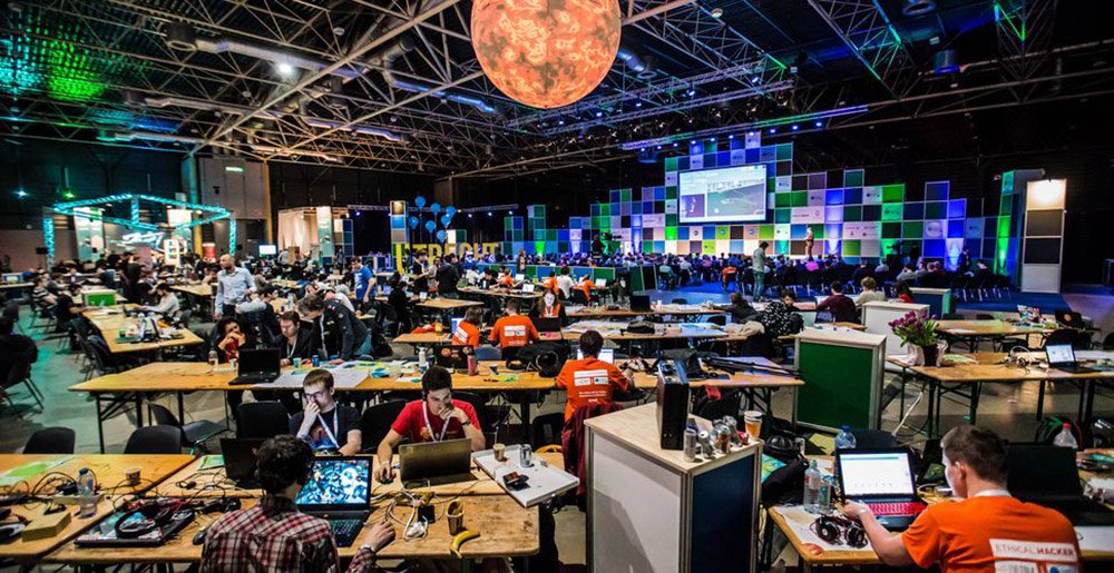 O Sebrae e o Programa das Nações Unidas para o Desenvolvimento (PNUD) vão lançar, durante a Campus Party Brasil, um edital para mapear e reconhecer as empresas de impacto social e ambiental atuantes no País; a chamada é fruto de um Acordo de Cooperação Técnica entre as duas instituições, firmado em novembro de 2016, que tem como objetivo fortalecer os pequenos negócios inclusivos e sociais, para que cresçam e se estabeleçam de maneira sustentável, elevando a competitividade e suas capacidades de exercer um impacto social positivo e escalável (Foto: Leonardo Lucena) O Sebrae e o Programa das Nações Unidas para o Desenvolvimento (PNUD) vão lançar, durante a Campus Party Brasil, um edital para mapear e reconhecer as empresas de impacto social e ambiental atuantes no País; a chamada é fruto de um Acordo de Cooperação Técnica entre as duas instituições, firmado em novembro de 2016, que tem como objetivo fortalecer os pequenos negócios inclusivos e sociais, para que cresçam e se estabeleçam de maneira sustentável, elevando a competitividade e suas capacidades de exercer um impacto social positivo e escalável