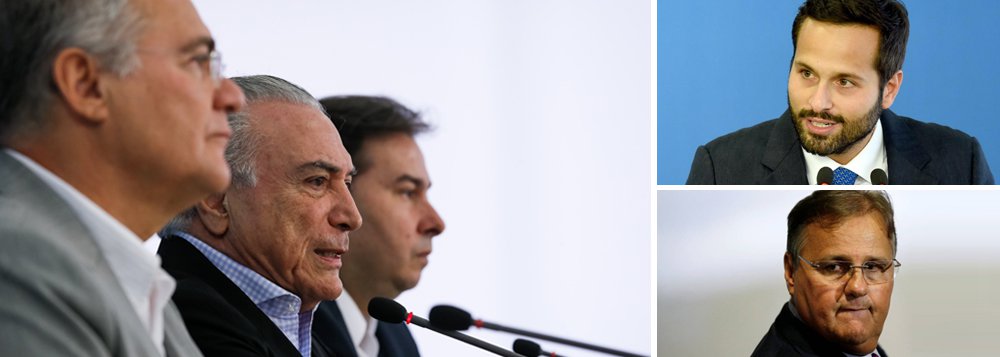 Numa entrevista coletiva realizada neste domingo, Michel Temer bateu no ex-ministro Marcelo Calero, a quem chamou de "indigno", e passou a mão na cabeça do também ex-ministro Geddel Vieira Lima, que usou seu cargo para tentar liberar uma obra onde tem imóvel de R$ 2,4 milhões; Temer repetiu a tese de que "arbitrou conflitos", quando não havia conflito algum, mas apenas um ministro corrupto (Geddel) tentando obrigar um colega (Calero) a praticar um ato de corrupção; Temer, no entanto, disse que o critério para o substituto de Geddel será alguém de "lisura absoluta", reconhecendo implicitamente que antes não houve critério (Foto: Aquiles Lins) Numa entrevista coletiva realizada neste domingo, Michel Temer bateu no ex-ministro Marcelo Calero, a quem chamou de "indigno", e passou a mão na cabeça do também ex-ministro Geddel Vieira Lima, que usou seu cargo para tentar liberar uma obra onde tem imóvel de R$ 2,4 milhões; Temer repetiu a tese de que "arbitrou conflitos", quando não havia conflito algum, mas apenas um ministro corrupto (Geddel) tentando obrigar um colega (Calero) a praticar um ato de corrupção; Temer, no entanto, disse que o critério para o substituto de Geddel será alguém de "lisura absoluta", reconhecendo implicitamente que antes não houve critério