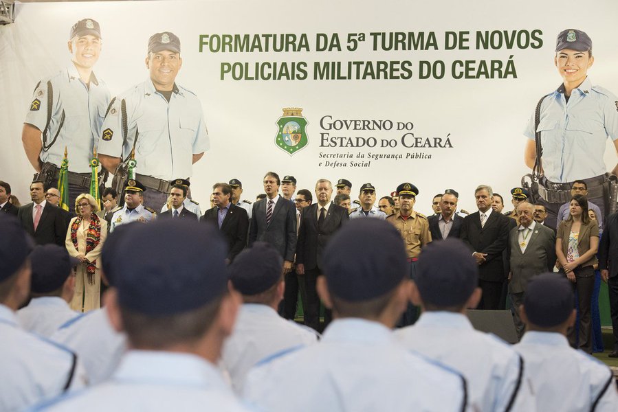 O Projeto de Lei 37/2016, oriundo do Governo do Estado, que trata da promoção dos subtenentes vem atender aos policiais que não haviam sido beneficiados na promoção dos Militares Estaduais no ano passado (Foto: Fatima 247) O Projeto de Lei 37/2016, oriundo do Governo do Estado, que trata da promoção dos subtenentes vem atender aos policiais que não haviam sido beneficiados na promoção dos Militares Estaduais no ano passado