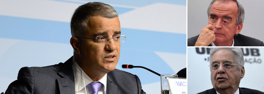 Apesar de o ex-gerente da Petrobras Pedro Barusco já ter dito que havia corrupção na estatal antes da chegada do PT ao poder, Nestor Cerveró faz agora "uma primeira ligação concreta da Lava Jato com o governo FHC", afirma o jornalista Kennedy Alencar, sobre a revelação do ex-diretor da empresa de que o senador Delcídio Amaral (PT-MS) recebeu propina de US$ 10 milhões da Alstom quando era diretor da petroleira durante o governo do ex-presidente Fernando Henrique Cardoso (Foto: Aquiles Lins) Apesar de o ex-gerente da Petrobras Pedro Barusco já ter dito que havia corrupção na estatal antes da chegada do PT ao poder, Nestor Cerveró faz agora "uma primeira ligação concreta da Lava Jato com o governo FHC", afirma o jornalista Kennedy Alencar, sobre a revelação do ex-diretor da empresa de que o senador Delcídio Amaral (PT-MS) recebeu propina de US$ 10 milhões da Alstom quando era diretor da petroleira durante o governo do ex-presidente Fernando Henrique Cardoso