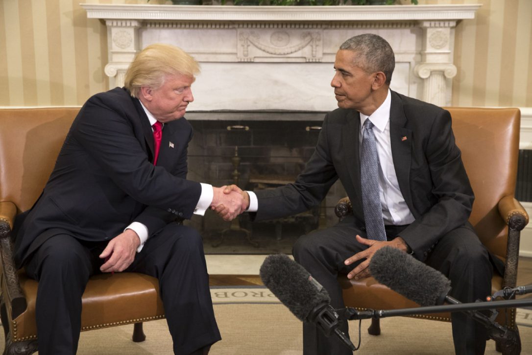 "Foi uma grande honra estar com você e estou ansioso para estar com você muitas, muitas mais vezes no futuro", disse Trump, com um tom de deferência; "Agora vamos querer fazer tudo o que pudermos para ajudá-lo a ter sucesso, porque se você tiver sucesso, o país terá sucesso", disse Obama no final da reunião (Foto: Leonardo Attuch) "Foi uma grande honra estar com você e estou ansioso para estar com você muitas, muitas mais vezes no futuro", disse Trump, com um tom de deferência; "Agora vamos querer fazer tudo o que pudermos para ajudá-lo a ter sucesso, porque se você tiver sucesso, o país terá sucesso", disse Obama no final da reunião