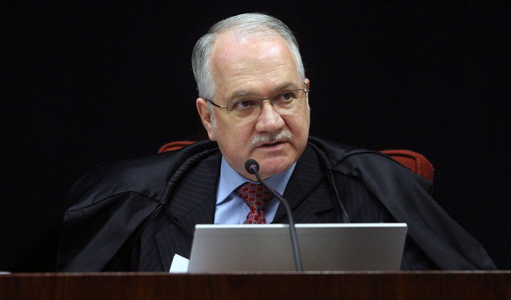 "O princípio da presunção de inocência é, quando menos, garantia constitucional que não pode nem deve ser relegada. Não significa, contudo, que há óbice ao legítimo aprimoramento da nossa legislação penal", diz o ministro Luiz Edson Fachin, do Supremo Tribunal Federal (Foto: Felipe L. Goncalves) "O princípio da presunção de inocência é, quando menos, garantia constitucional que não pode nem deve ser relegada. Não significa, contudo, que há óbice ao legítimo aprimoramento da nossa legislação penal", diz o ministro Luiz Edson Fachin, do Supremo Tribunal Federal