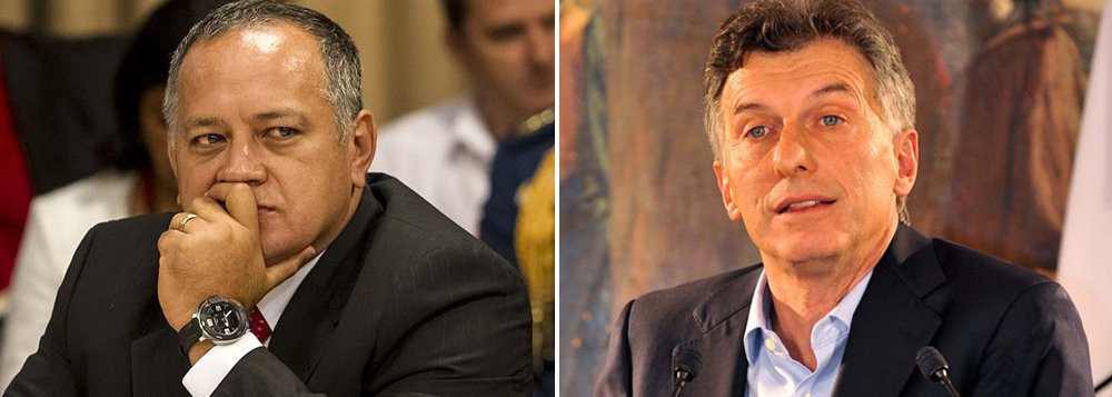 "O sr. Macri ganhou as eleições, e ele de repente pensou que ganhou as eleições na Venezuela", satirizou Diosdado Cabello, chefe da Assembleia Nacional da Venezuela e vice-presidente do Partido Socialista, em seu programa de TV semanal; "É triste, não é? Alguém ganha uma eleição e a primeira coisa que ele faz é tentar machucar um povo irmão... Deixe o povo venezuelano em paz, não mexa conosco... Você tem muito trabalho na Argentina para se perturbar com problemas venezuelanos", acrescentou (Foto: Roberta Namour) "O sr. Macri ganhou as eleições, e ele de repente pensou que ganhou as eleições na Venezuela", satirizou Diosdado Cabello, chefe da Assembleia Nacional da Venezuela e vice-presidente do Partido Socialista, em seu programa de TV semanal; "É triste, não é? Alguém ganha uma eleição e a primeira coisa que ele faz é tentar machucar um povo irmão... Deixe o povo venezuelano em paz, não mexa conosco... Você tem muito trabalho na Argentina para se perturbar com problemas venezuelanos", acrescentou