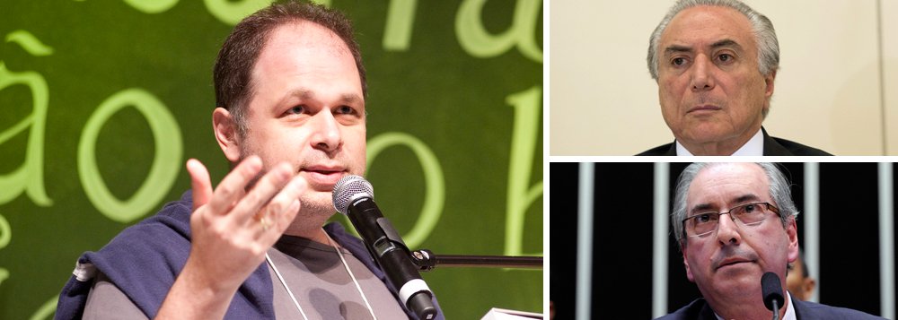 O colunista Arnaldo Bloch, do jornal O Globo, bateu duro no golpe em curso na Câmara, defendido pela família Marinho; "Não há governo, não há Congresso, não há Senado. Só há Cunha. E o STF, como uma quitanda ou mãe togada cada vez mais poderosa a puxar as orelhas da turma no balcão. Na espuma desse espetáculo dantesco é que se trava o golpe. Não exatamente contra Dilma ou o PT. Mas contra o Brasil", diz (Foto: Aquiles Lins) O colunista Arnaldo Bloch, do jornal O Globo, bateu duro no golpe em curso na Câmara, defendido pela família Marinho; "Não há governo, não há Congresso, não há Senado. Só há Cunha. E o STF, como uma quitanda ou mãe togada cada vez mais poderosa a puxar as orelhas da turma no balcão. Na espuma desse espetáculo dantesco é que se trava o golpe. Não exatamente contra Dilma ou o PT. Mas contra o Brasil", diz